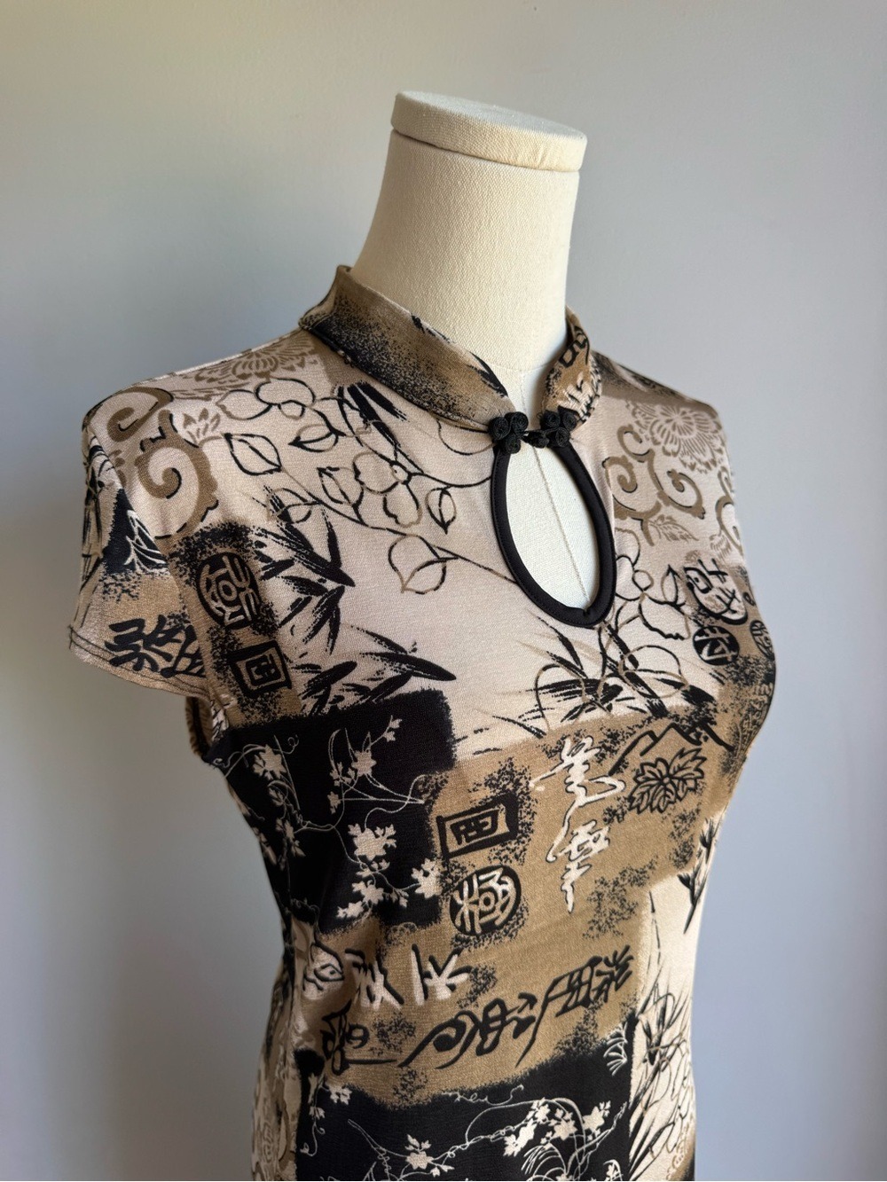 Y2K Asian Inspired Mandarin Collar Keyhole Cocktail Dress Brown Black Large